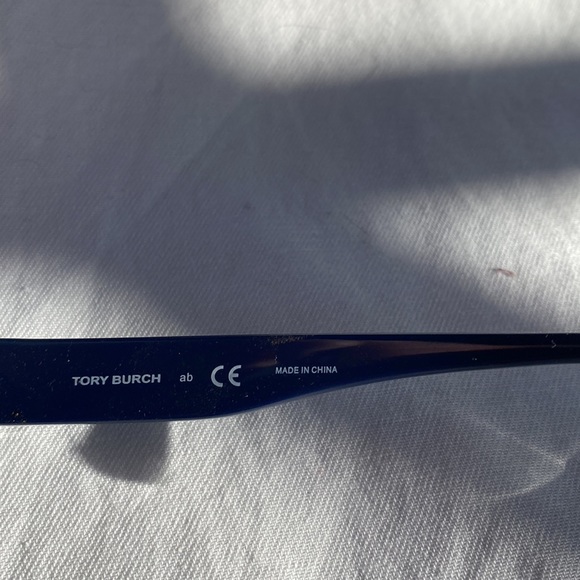 Tory Burch Sunglasses - Picture 6 of 7